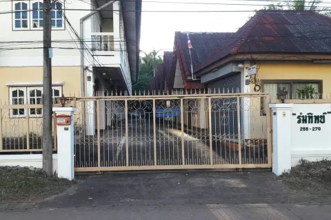 Таунхаус в Нонгкхае, Таиланд с 25 спальнями № 148935