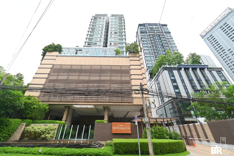 Condo in Bangkok, Thailand, 3 bedrooms № 185522 - photo 6