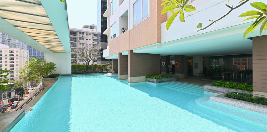 Condo à Bangkok, Thaïlande, 3 chambres № 185524