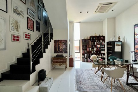 Кондоминиум с 3 спальнями в Ваттхане, Бангкок, Таиланд № 133924 - фото 12