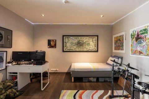 Кондоминиум с 3 спальнями в Ваттхане, Бангкок, Таиланд № 133924 - фото 11