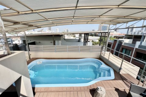 Кондоминиум с 3 спальнями в Ваттхане, Бангкок, Таиланд № 133924 - фото 25