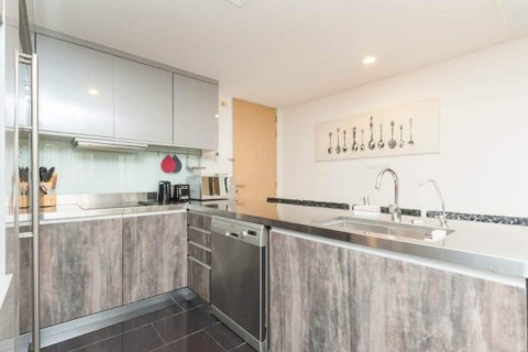 Кондоминиум с 2 спальнями в Ваттхане, Бангкок, Таиланд № 133923 - фото 3