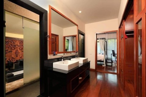 Villa à Rawai, Thaïlande 4 chambres № 133925 - photo 16