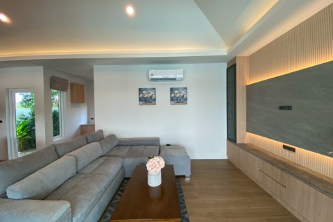 Villa in Hua Hin, Thailand 3 bedrooms № 168307 - photo 10