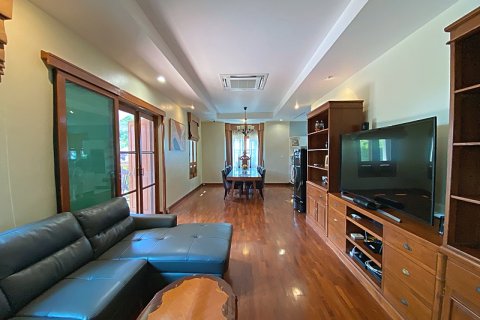 Villa in Hua Hin, Thailand 2 bedrooms № 168306 - photo 11