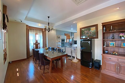 Villa in Hua Hin, Thailand 2 bedrooms № 168306 - photo 10