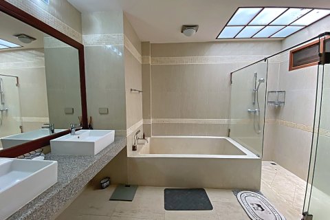 Villa in Hua Hin, Thailand 2 bedrooms № 168306 - photo 23