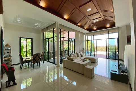 Villa in Hua Hin, Thailand 3 bedrooms № 168274 - photo 12