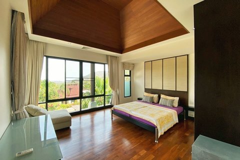Villa in Hua Hin, Thailand 3 bedrooms № 168274 - photo 18
