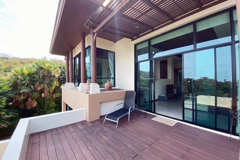 Villa in Hua Hin, Thailand 3 bedrooms № 168274 - photo 8