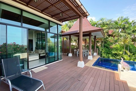 Villa in Hua Hin, Thailand 3 bedrooms № 168274 - photo 7