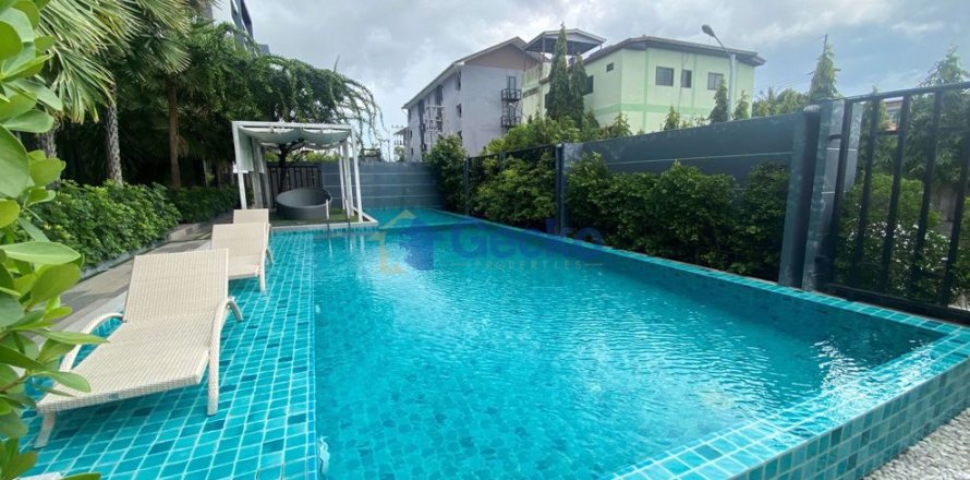 Condo in Pattaya, Thailand, 2 bedrooms № 196976