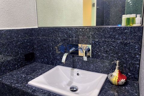 Condo in Pattaya, Thailand, 2 bedrooms № 196976 - photo 13