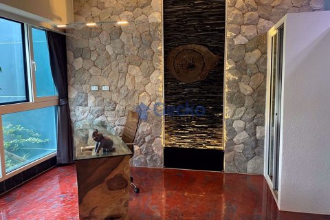 Condo in Pattaya, Thailand, 2 bedrooms № 196976 - photo 16