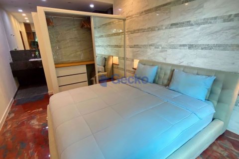 Condo in Pattaya, Thailand, 2 bedrooms № 196976 - photo 9