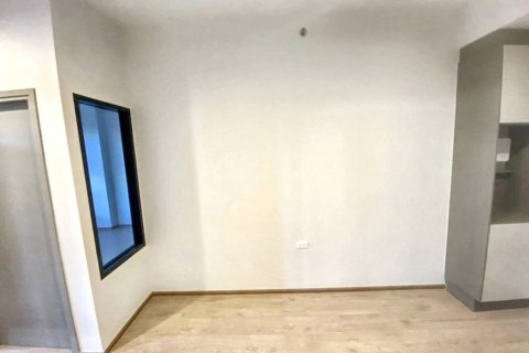 Condo in Huai Khwang, Bangkok, Thailand, 1 bedroom  № 114398 - photo 9