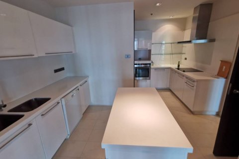 Кондоминиум с 4 спальнями в Бангкоке, Таиланд № 114397 - фото 7