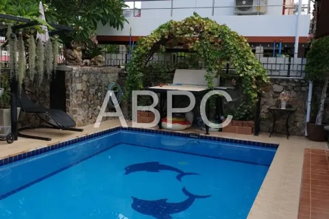 Casa de 3 dormitorios en Pattaya, Tailandia № 211608 - foto 9