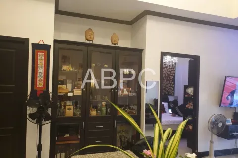 Casa de 3 dormitorios en Pattaya, Tailandia № 211608 - foto 7
