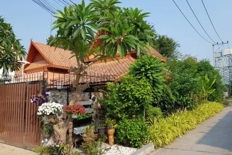 Casa de 3 dormitorios en Pattaya, Tailandia № 211608 - foto 24
