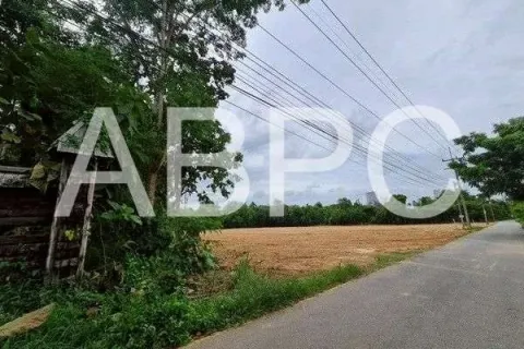 Terreno en Pattaya, Tailandia № 211603 - foto 3