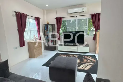 Casa de 2 dormitorios en Pattaya, Tailandia № 211607 - foto 13