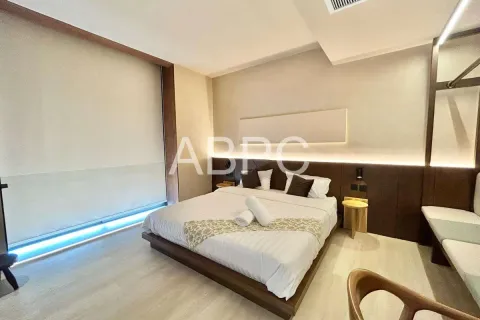Casa de 5 dormitorios en Pattaya, Tailandia № 211605 - foto 7