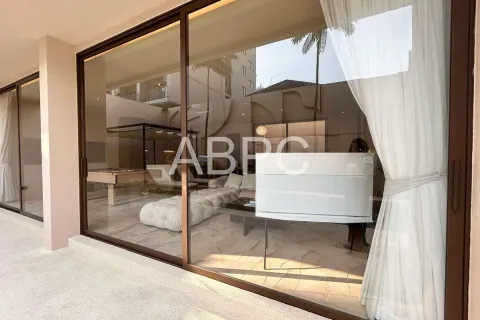 Casa de 5 dormitorios en Pattaya, Tailandia № 211605 - foto 13