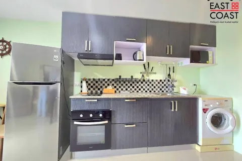 Condominio de 1 dormitorio en Jomtien Beach, Pattaya, Tailandia № 212942 - foto 2