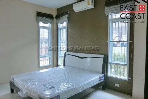 Casa de 3 dormitorios en Pattaya, Tailandia № 212945 - foto 8