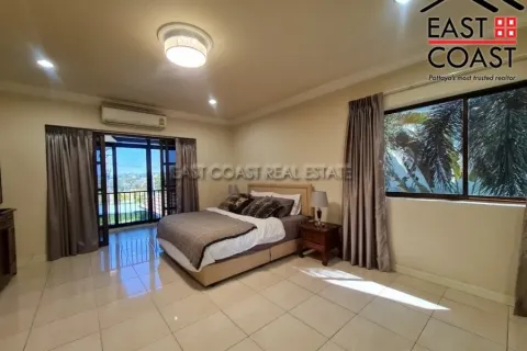 Casa de 3 dormitorios en Pattaya, Tailandia № 212941 - foto 17