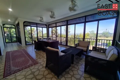 Casa de 3 dormitorios en Pattaya, Tailandia № 212941 - foto 14