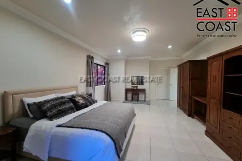 Casa de 3 dormitorios en Pattaya, Tailandia № 212941 - foto 16