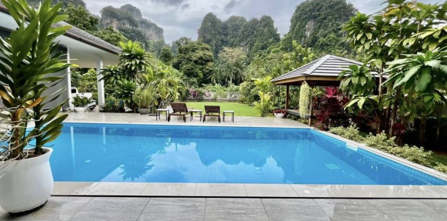 Villa in Ao Nang, Thailand 3 bedrooms № 152498
