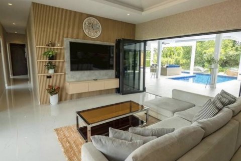 Вилла в Пхетчабуне, Таиланд с 4 спальнями  № 152497 - фото 2