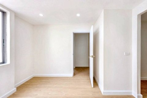 Condo à Bangkok, Thaïlande, 3 chambres  № 152501 - photo 9