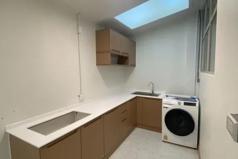 Haus in Watthana, Bangkok, Thailand 3 Schlafzimmer № 214926 - Foto 6