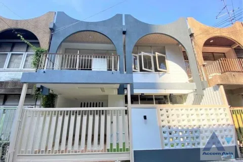 Haus in Watthana, Bangkok, Thailand 3 Schlafzimmer № 214926 - Foto 2