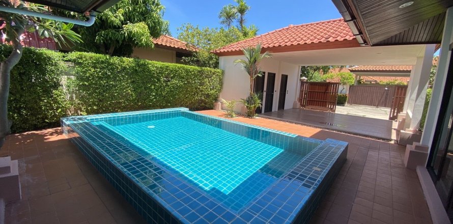 Villa in Pattaya, Thailand 3 bedrooms № 156510