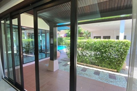 Villa in Pattaya, Thailand 3 bedrooms № 156510 - photo 15