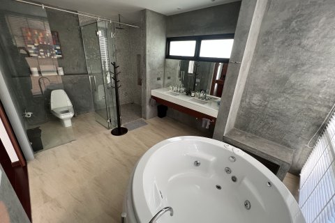 Maison à Kathu, Thaïlande 4 chambres № 156513 - photo 10