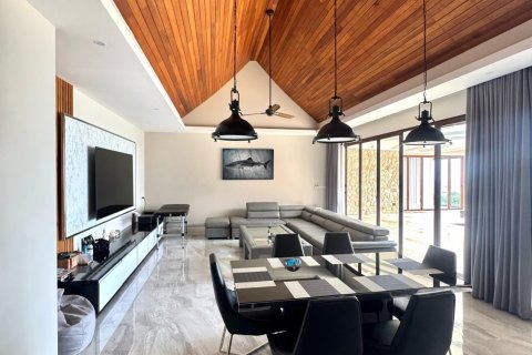 Villa in Ko Samui, Thailand 3 bedrooms № 159523 - photo 17