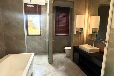 Villa in Ko Samui, Thailand 3 bedrooms № 159523 - photo 13