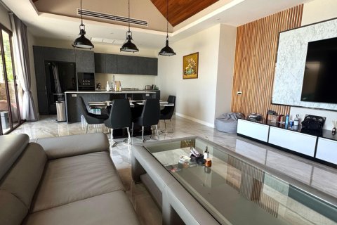 Villa in Ko Samui, Thailand 3 bedrooms № 159523 - photo 18