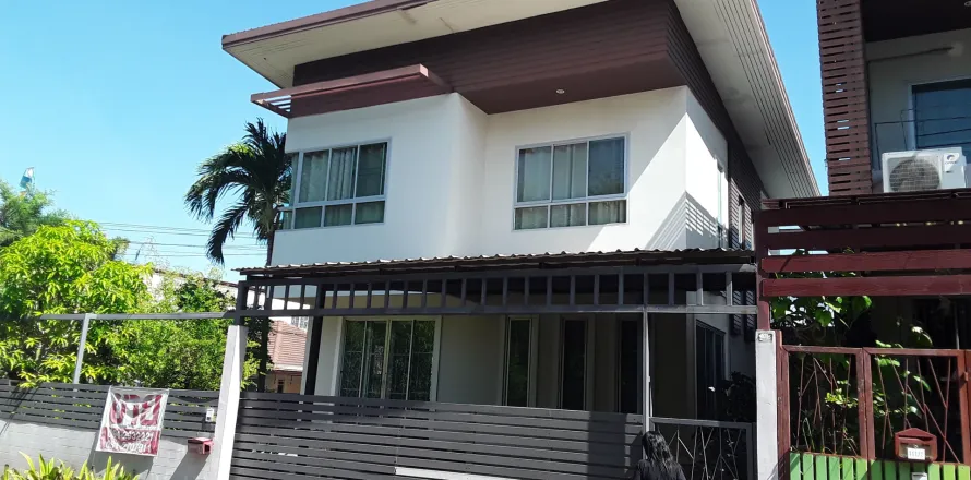 Maison à Kalasin, Thaïlande 3 chambres № 159517