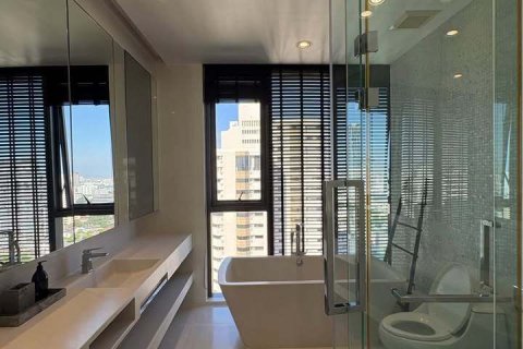 Кондоминиум с 2 спальнями в Ваттхане, Бангкок, Таиланд № 153157 - фото 17