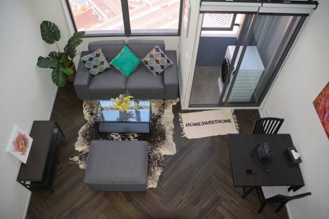 Studio in the Condo in Phra Khanong, Bangkok, Thailand  № 142543 - photo 2