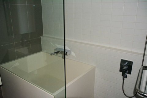 Studio in the Condo in Phra Khanong, Bangkok, Thailand  № 142543 - photo 12