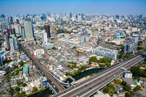 Studio in the Condo in Phra Khanong, Bangkok, Thailand  № 142543 - photo 1